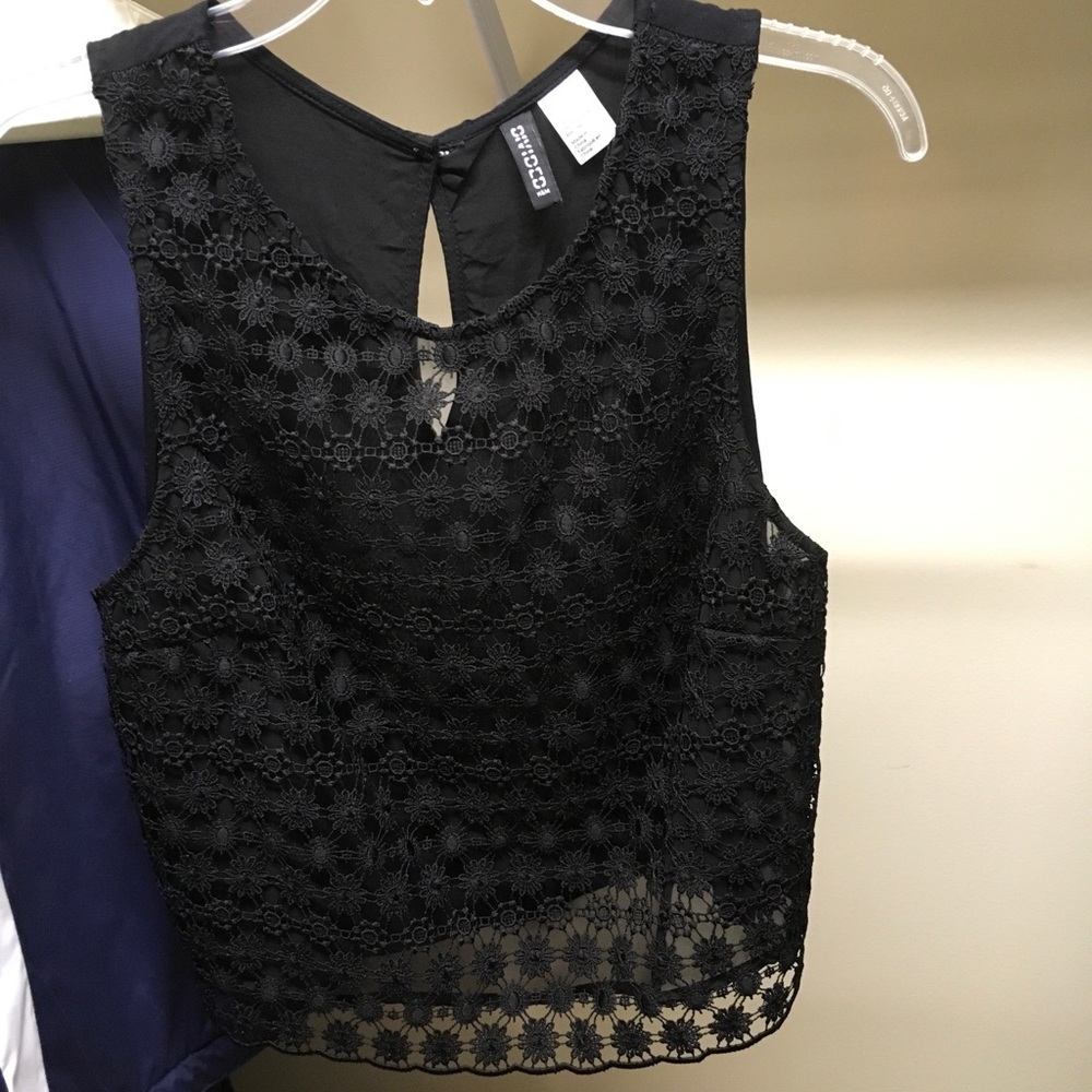 Black Patterned Crop Top